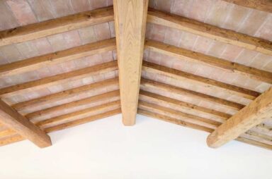 London Construction Contractors – The Difference Between Joists Rafters